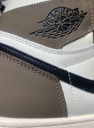 Кроссовки Nike Air Jordan 1 High Dark Mocha живое фото 4